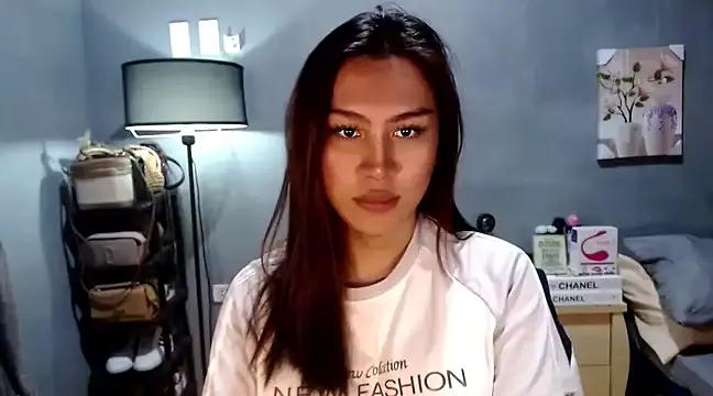 luxxy_grand from StripChat
