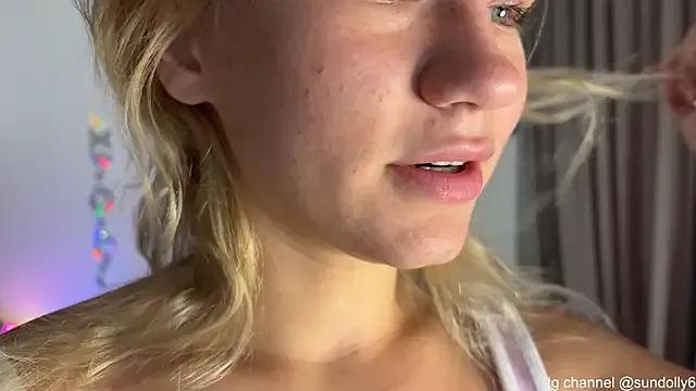 Try our streaming cams variety and talk on a personal level with our adorable girls streamers, showing off their bountiful shapes and dildos.