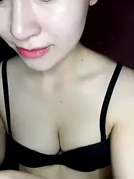 Ly_Ly2020 from StripChat