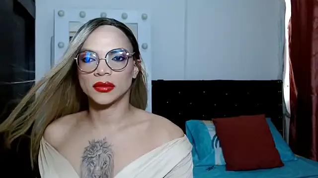LyaMcconellx from StripChat is Freechat