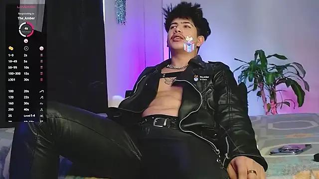 LyleBennett_ from StripChat