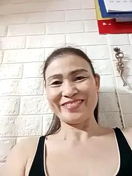 Lyly-sexy from StripChat