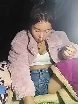 lylylove on StripChat 