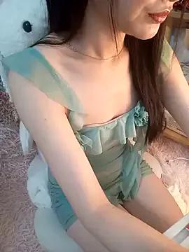 Lynda_2x from StripChat is Freechat