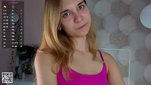 LynHaymore from StripChat is Freechat
