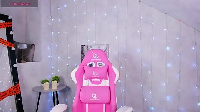 Lynn_Martin from StripChat is Freechat