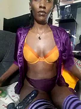 lynnkatrina from StripChat is Freechat