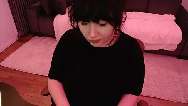 Lynylou from StripChat