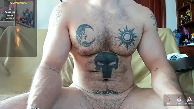 Lyon_White from StripChat is Freechat