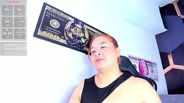 Lyra_Mirage from StripChat is Freechat