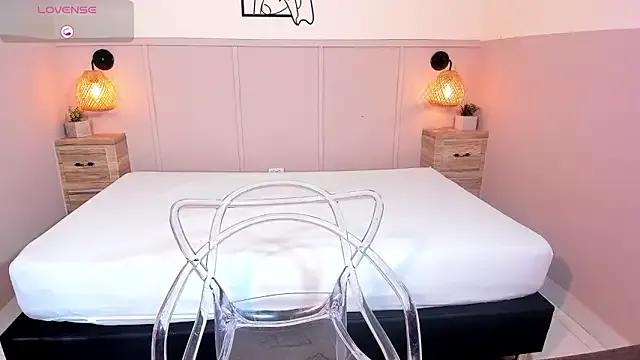 Try our streaming cams variety and talk on a personal level with our adorable girls streamers, showing off their bountiful shapes and dildos.