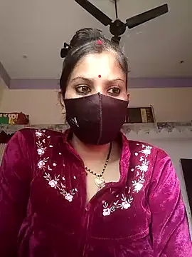 Maahi-Queen on StripChat 