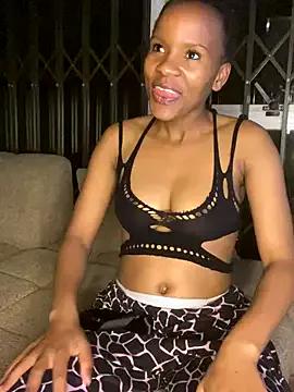 Maahlerh123 from StripChat