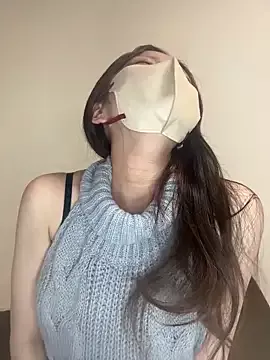 Maaya2523 on StripChat 