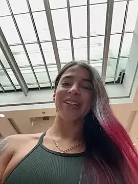 MacarenaEscobar27 from StripChat