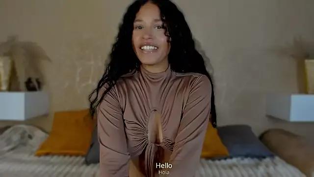 MacarenaJones from StripChat is Freechat
