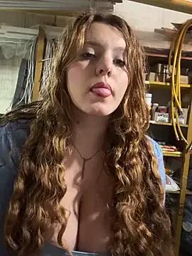 MADAME-ARLETTE from StripChat