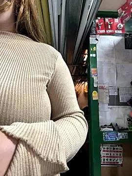 Try our streaming cams variety and talk on a personal level with our adorable girls streamers, showing off their bountiful shapes and dildos.