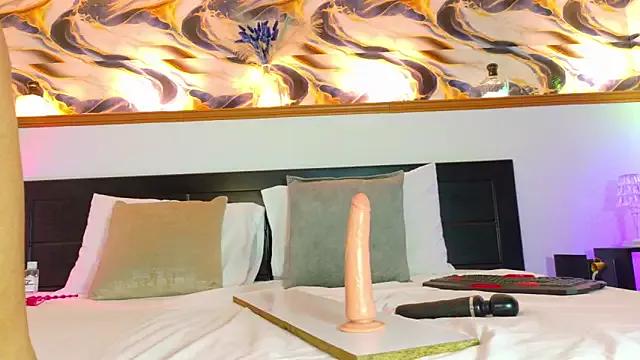 Try our streaming cams variety and talk on a personal level with our adorable girls streamers, showing off their bountiful shapes and dildos.
