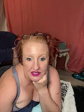 MadamMoonGoddess from StripChat