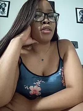 MadamPinky from StripChat is Freechat