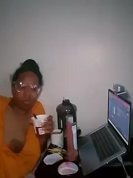 madamsensuale from StripChat