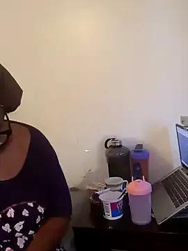 madamsensuale from StripChat