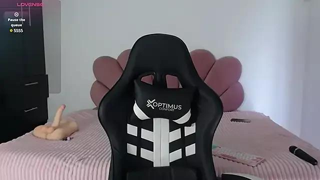 MaddiKay from StripChat