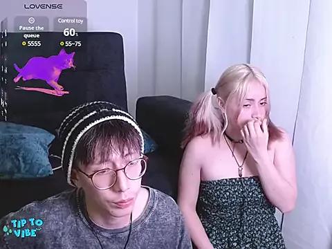 Try our streaming cams variety and talk on a personal level with our adorable girls streamers, showing off their bountiful shapes and dildos.