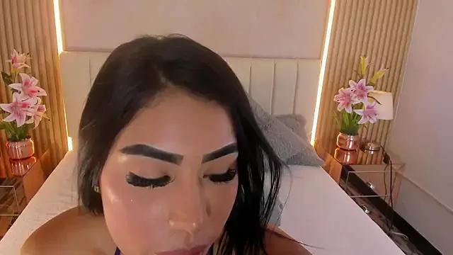 MaddyGray_ from StripChat
