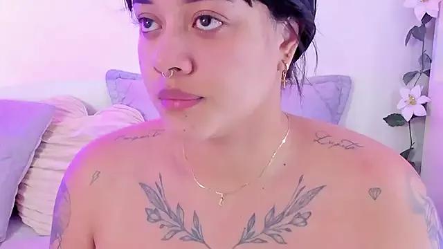 MaddyParisi from StripChat