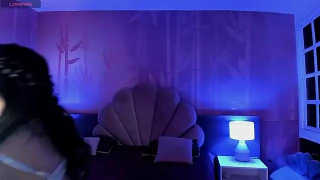 Maddysex_ from StripChat is Freechat