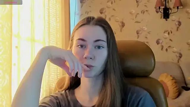 MadeleineWiliams from StripChat is Freechat