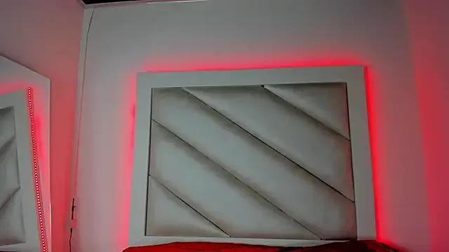 Madeline_jade from StripChat is Freechat