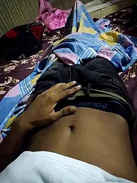 MadForU from StripChat is Freechat