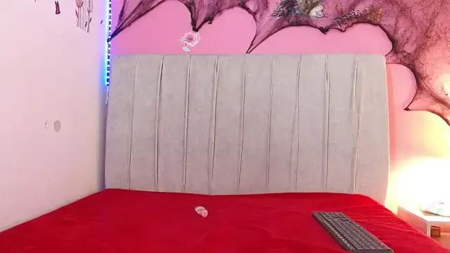 Madih_love from StripChat