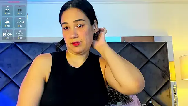 MadiisonGrey_ from StripChat is Freechat