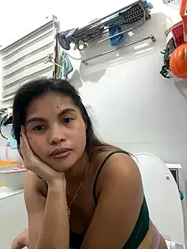 madisonmoree from StripChat is Freechat
