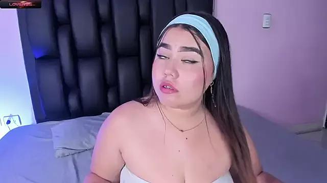 Try our streaming cams variety and talk on a personal level with our adorable girls streamers, showing off their bountiful shapes and dildos.