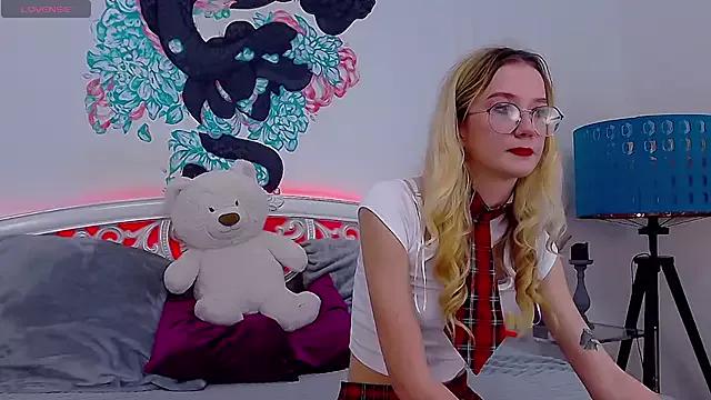 Try our streaming cams variety and talk on a personal level with our adorable girls streamers, showing off their bountiful shapes and dildos.