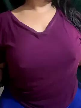 Maggi-is-back from StripChat