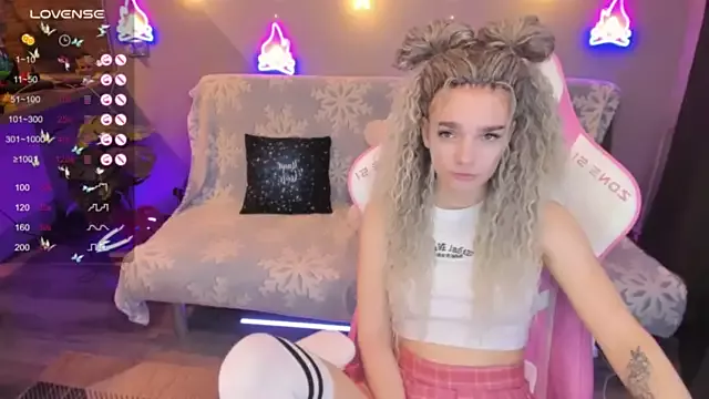 Maggie_Moore on StripChat 