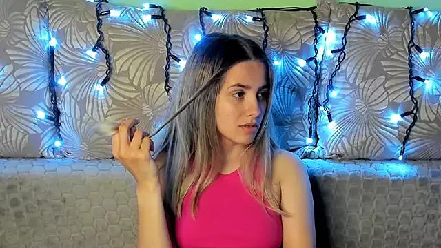 MaggieCake from StripChat