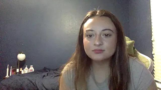 maggiedennis05 from StripChat