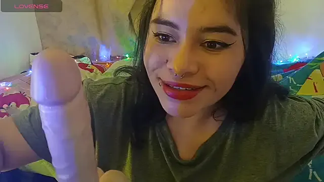 Magic_Alicee_ from StripChat is Freechat