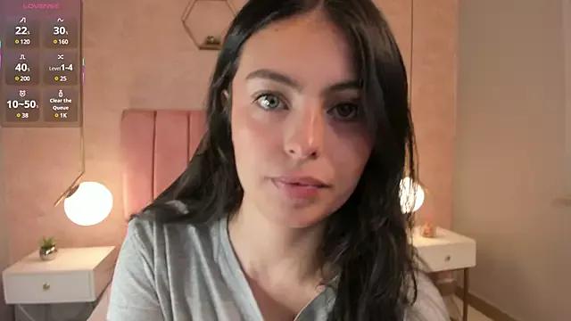 magic_fernanda from StripChat is Freechat