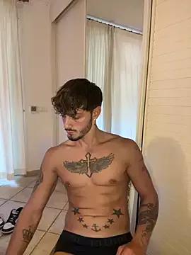 magic_peterr from StripChat is Freechat