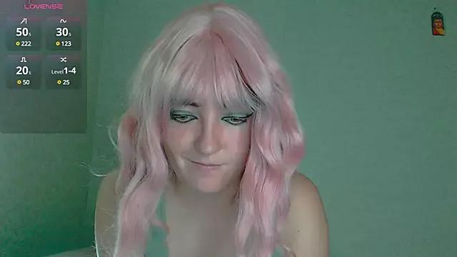 MagicPink from StripChat is Freechat