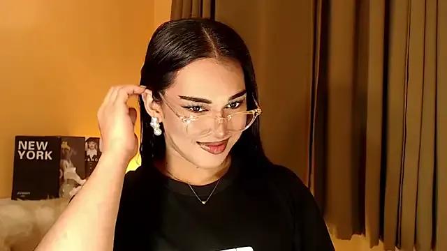 Magnificent_kitana from StripChat