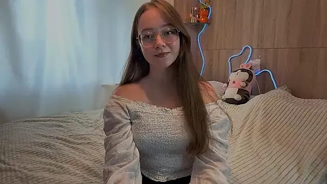 MahaliaKlitzinga from StripChat is Freechat